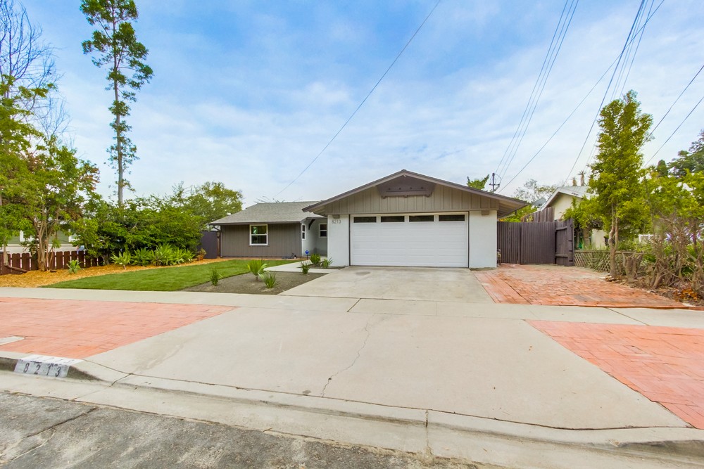 Virtual tour photo 3 of 45 for 8213 San Carlos Dr