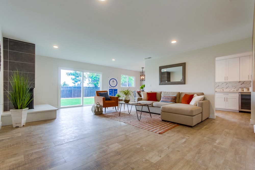 Virtual tour photo 7 of 45 for 8213 San Carlos Dr