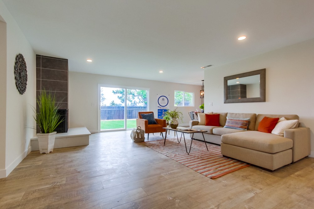 Virtual tour photo 8 of 45 for 8213 San Carlos Dr
