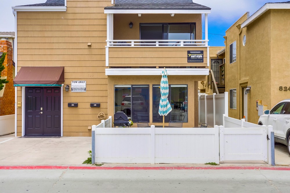 Virtual tour photo 4 of 28 for 822 Santa Clara Pl
