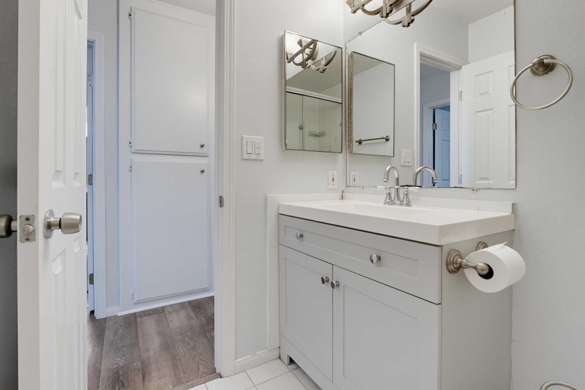 Virtual tour photo 24 of 39 for 8220 Vincetta Dr Unit 30