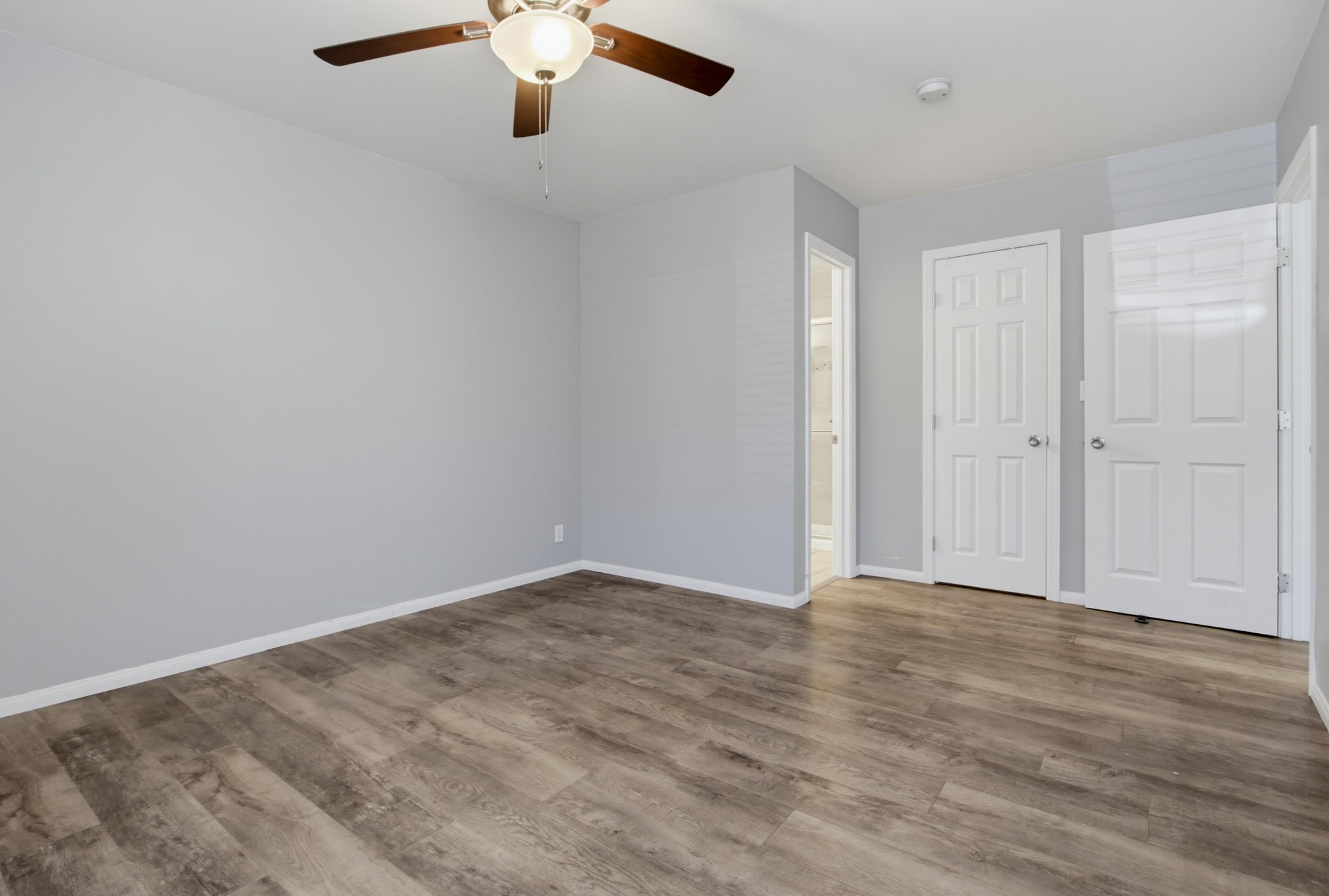 Virtual tour photo 28 of 39 for 8220 Vincetta Dr Unit 30