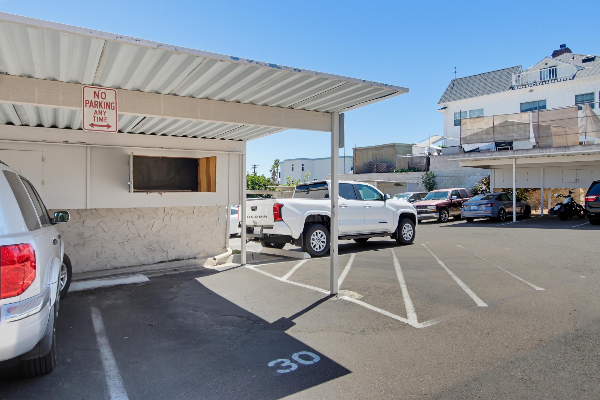 Virtual tour photo 33 of 39 for 8220 Vincetta Dr Unit 30