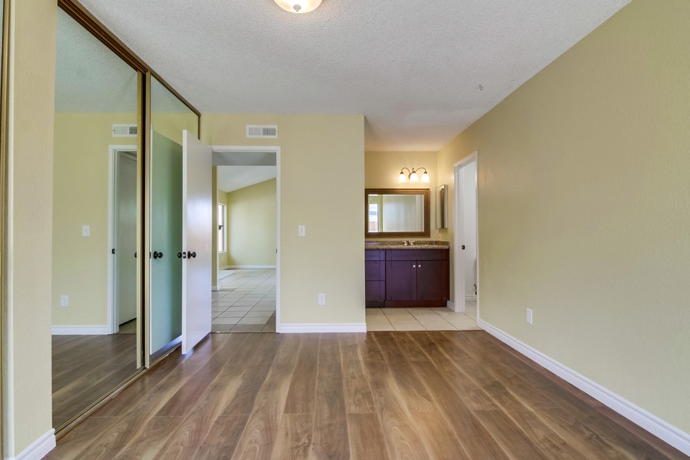 Virtual tour photo 27 of 49 for 8223 Calle Minas