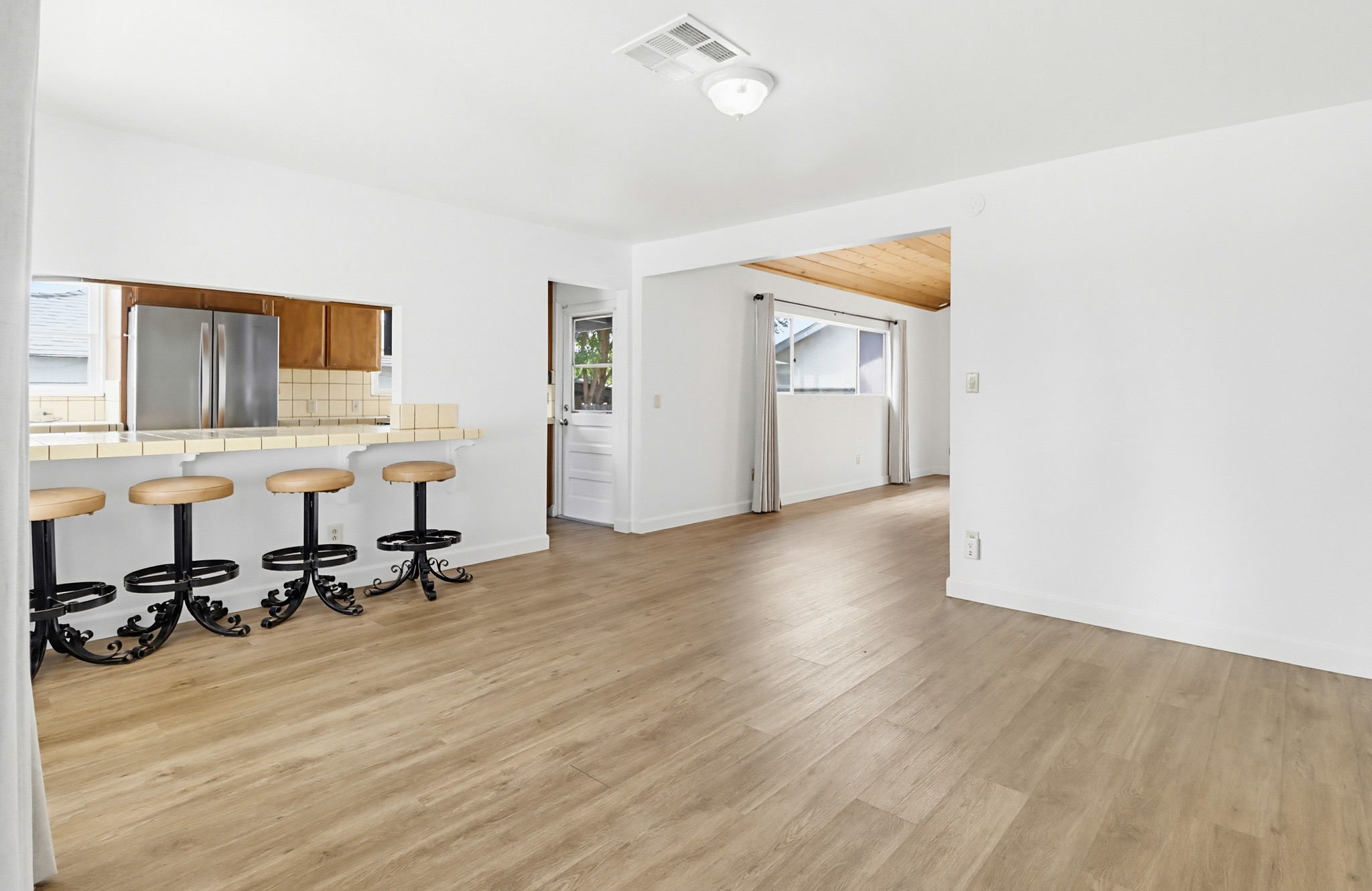 Virtual tour photo 15 of 51 for 8224 Mt Vernon St
