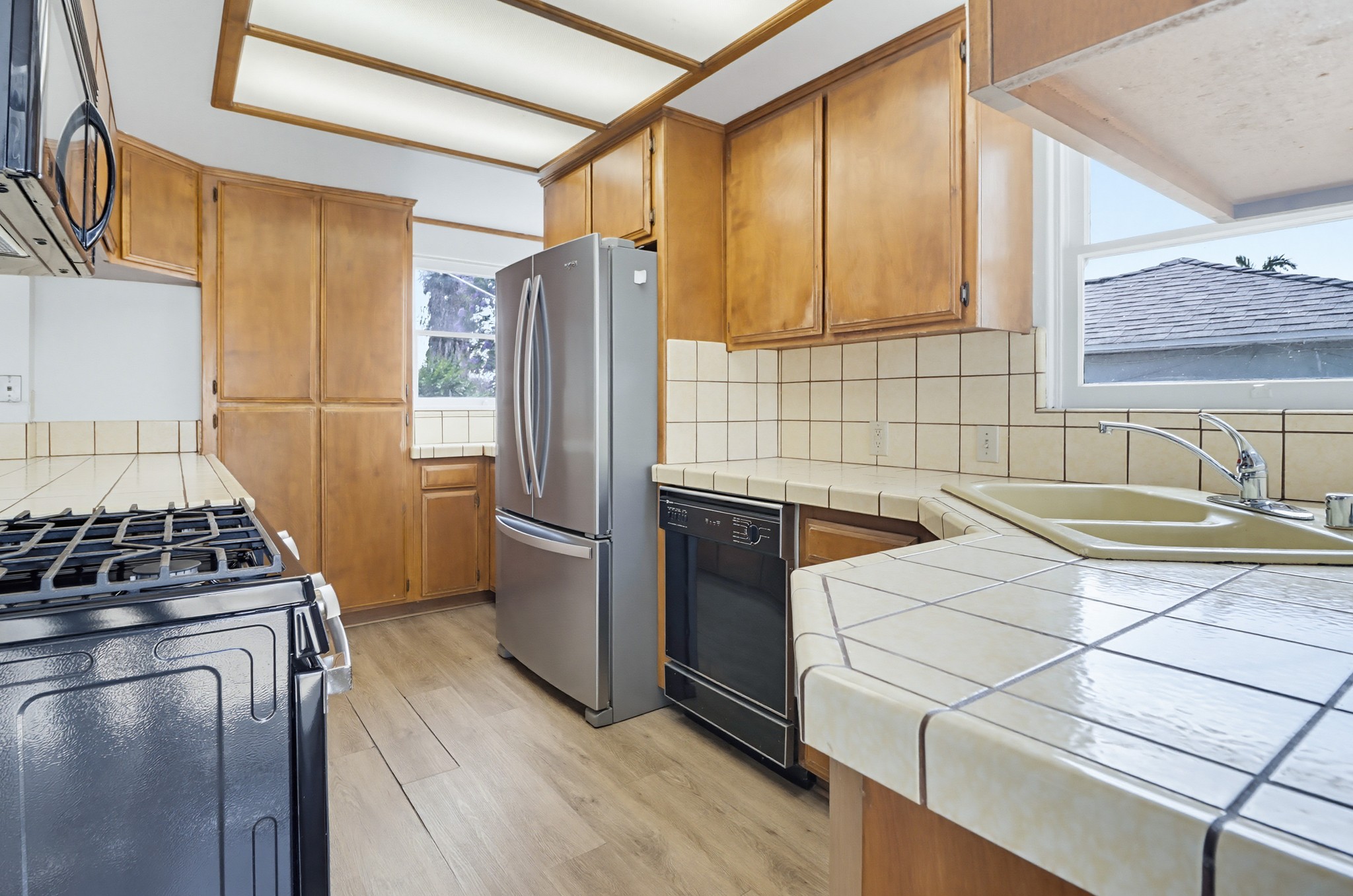 Virtual tour photo 17 of 51 for 8224 Mt Vernon St