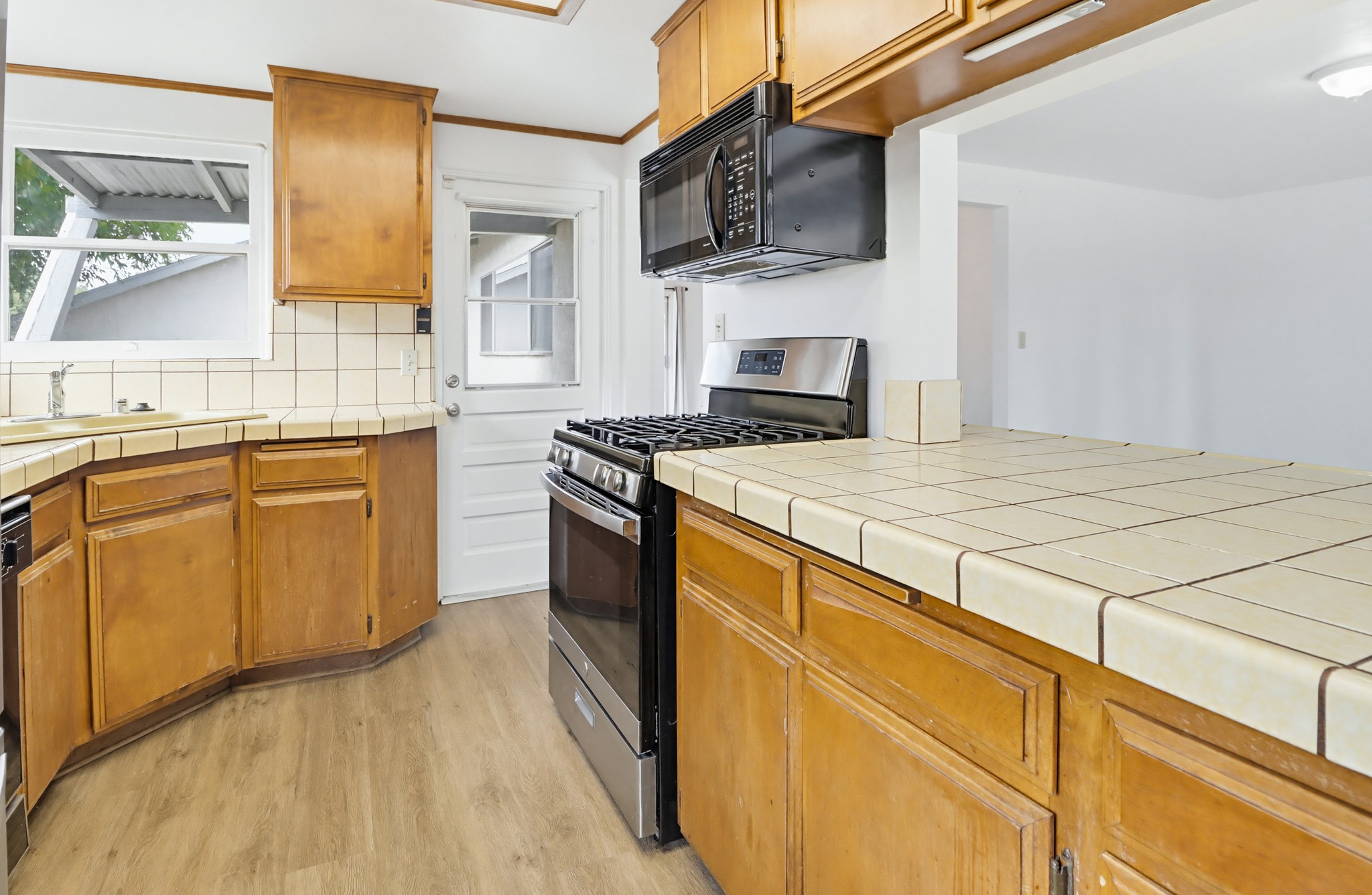 Virtual tour photo 19 of 51 for 8224 Mt Vernon St