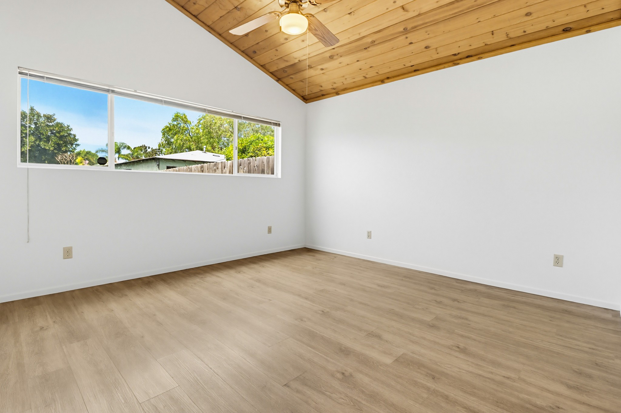 Virtual tour photo 21 of 51 for 8224 Mt Vernon St