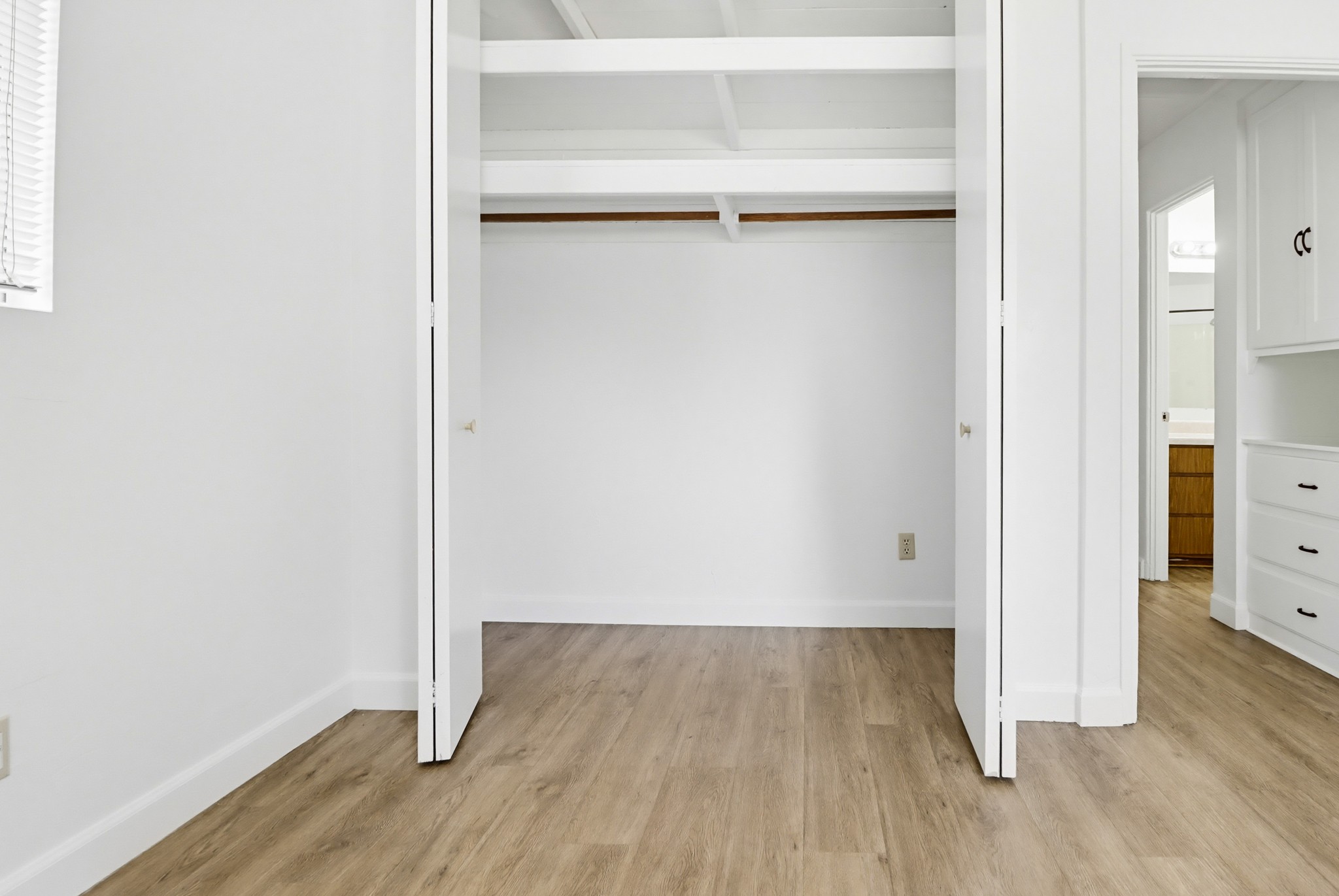 Virtual tour photo 35 of 51 for 8224 Mt Vernon St