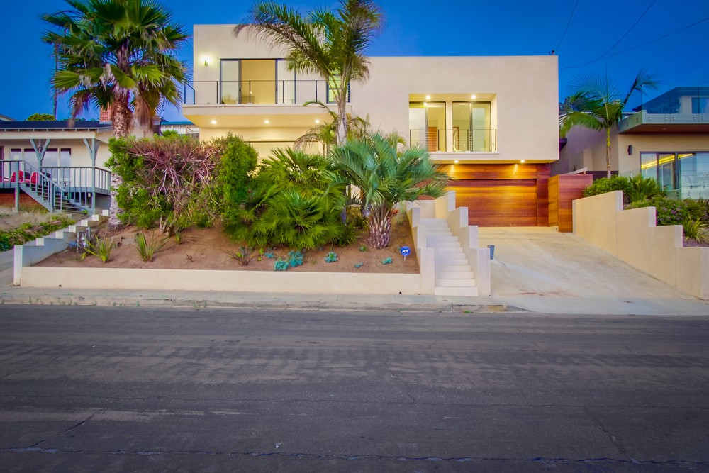 Virtual tour photo 1 of 102 for 823 Cornish Dr