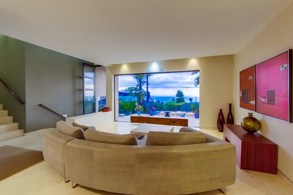 Virtual tour photo 15 of 102 for 823 Cornish Dr