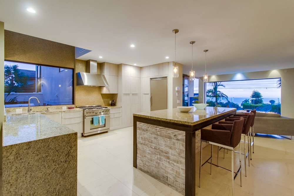 Virtual tour photo 21 of 102 for 823 Cornish Dr