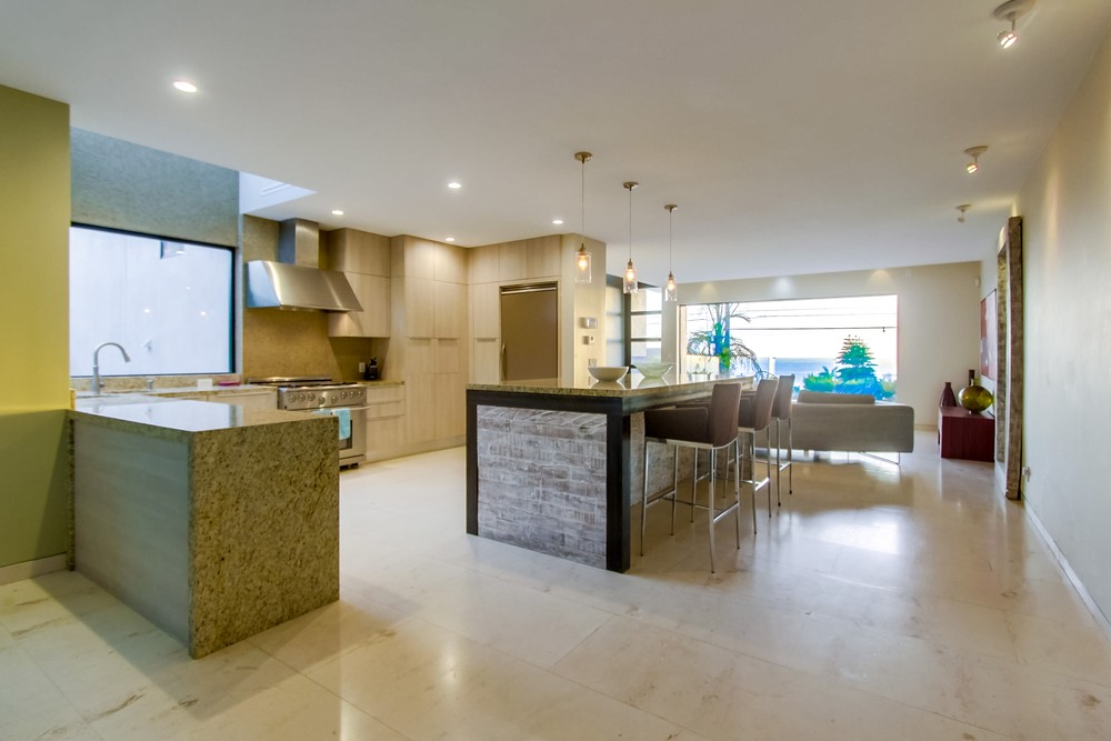 Virtual tour photo 25 of 102 for 823 Cornish Dr
