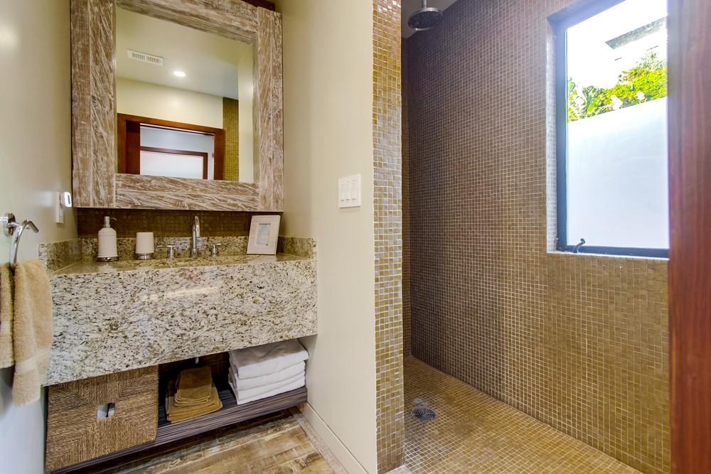 Virtual tour photo 59 of 102 for 823 Cornish Dr