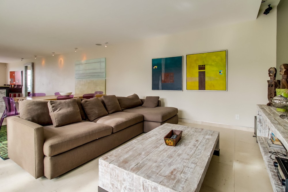 Virtual tour photo 15 of 58 for 823 Cornish Dr