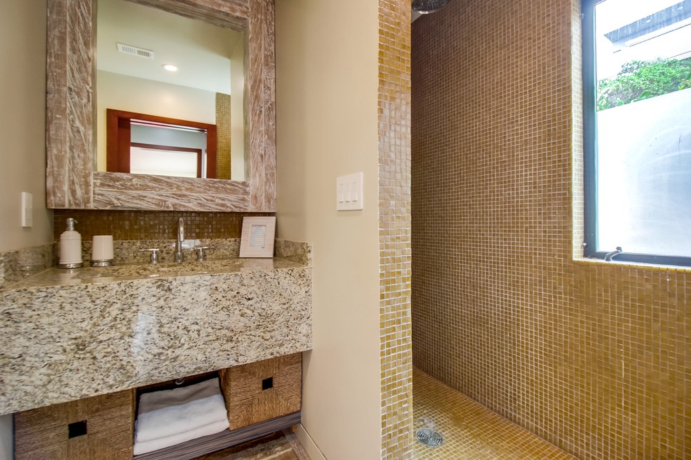Virtual tour photo 46 of 58 for 823 Cornish Dr