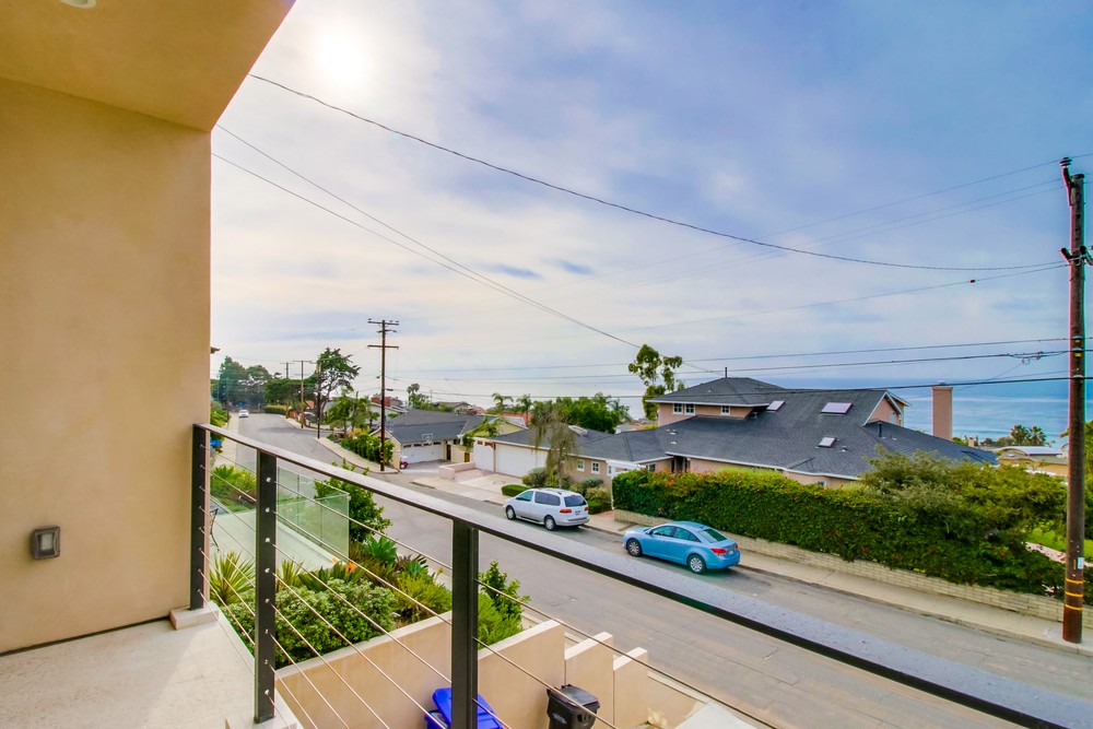 Virtual tour photo 50 of 58 for 823 Cornish Dr
