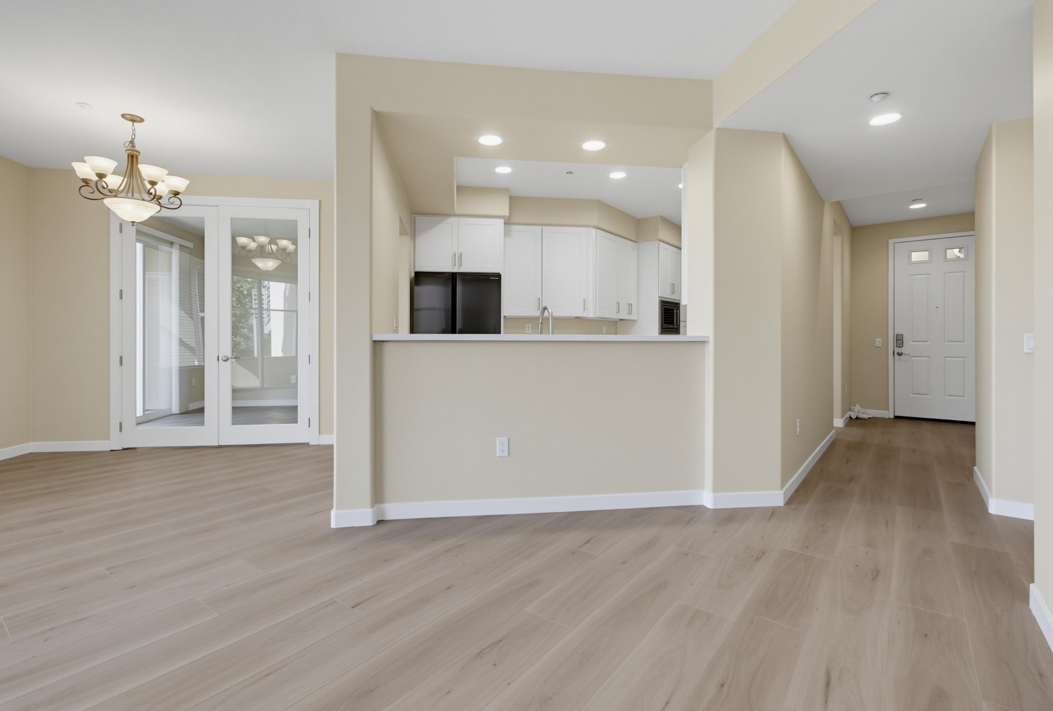 Virtual tour photo 12 of 50 for 823 Kalpati Cir Unit 201