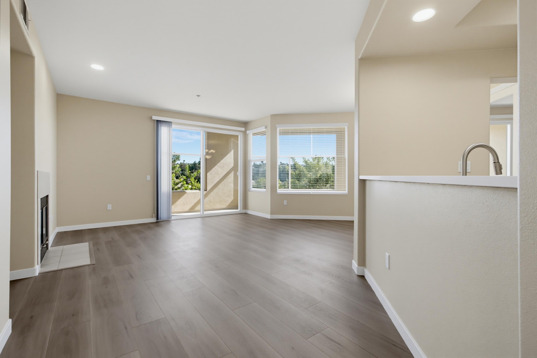 Virtual tour photo 13 of 50 for 823 Kalpati Cir Unit 201