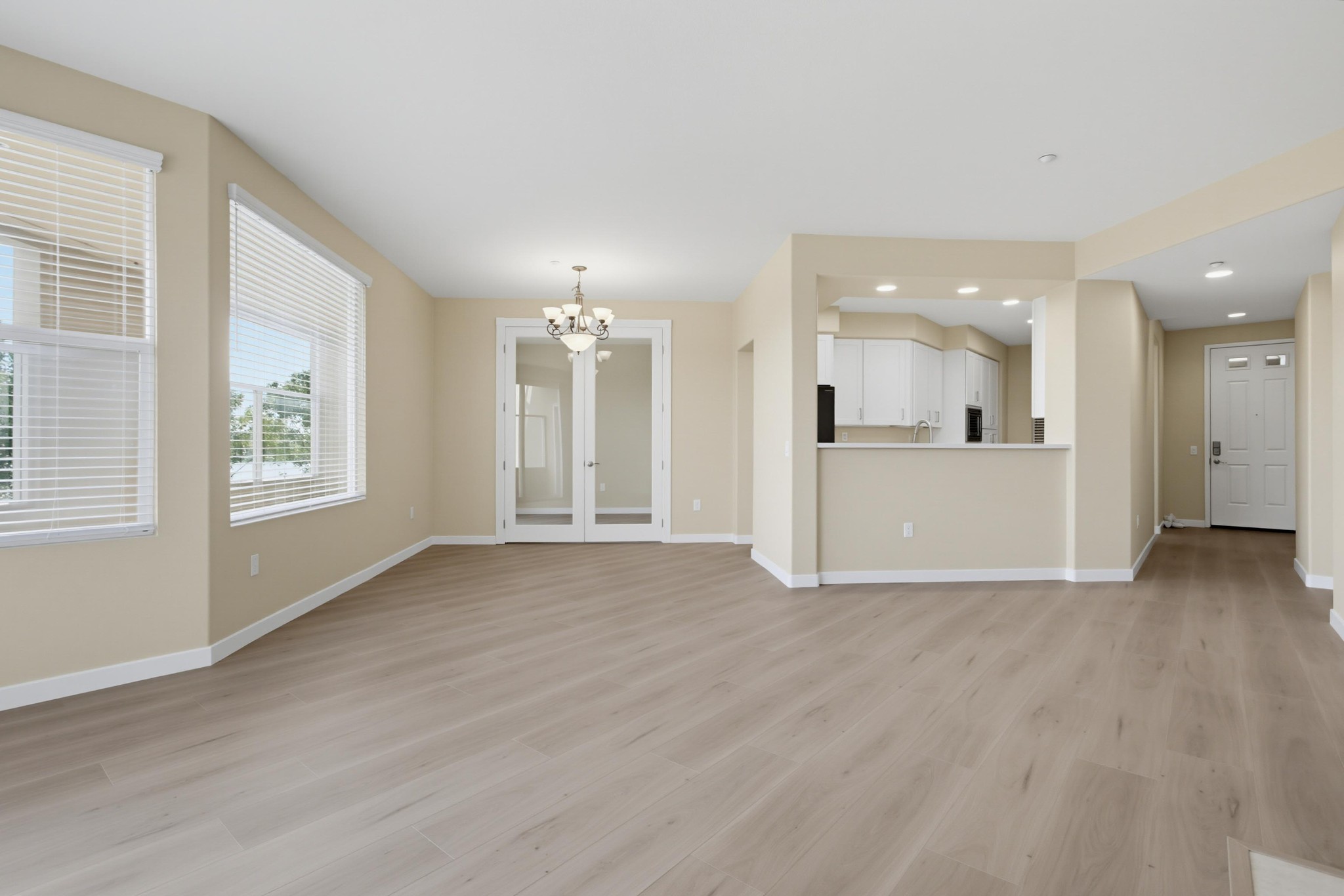 Virtual tour photo 16 of 50 for 823 Kalpati Cir Unit 201
