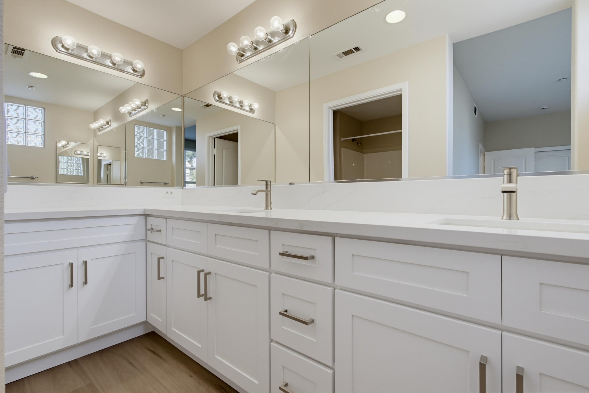 Virtual tour photo 43 of 50 for 823 Kalpati Cir Unit 201