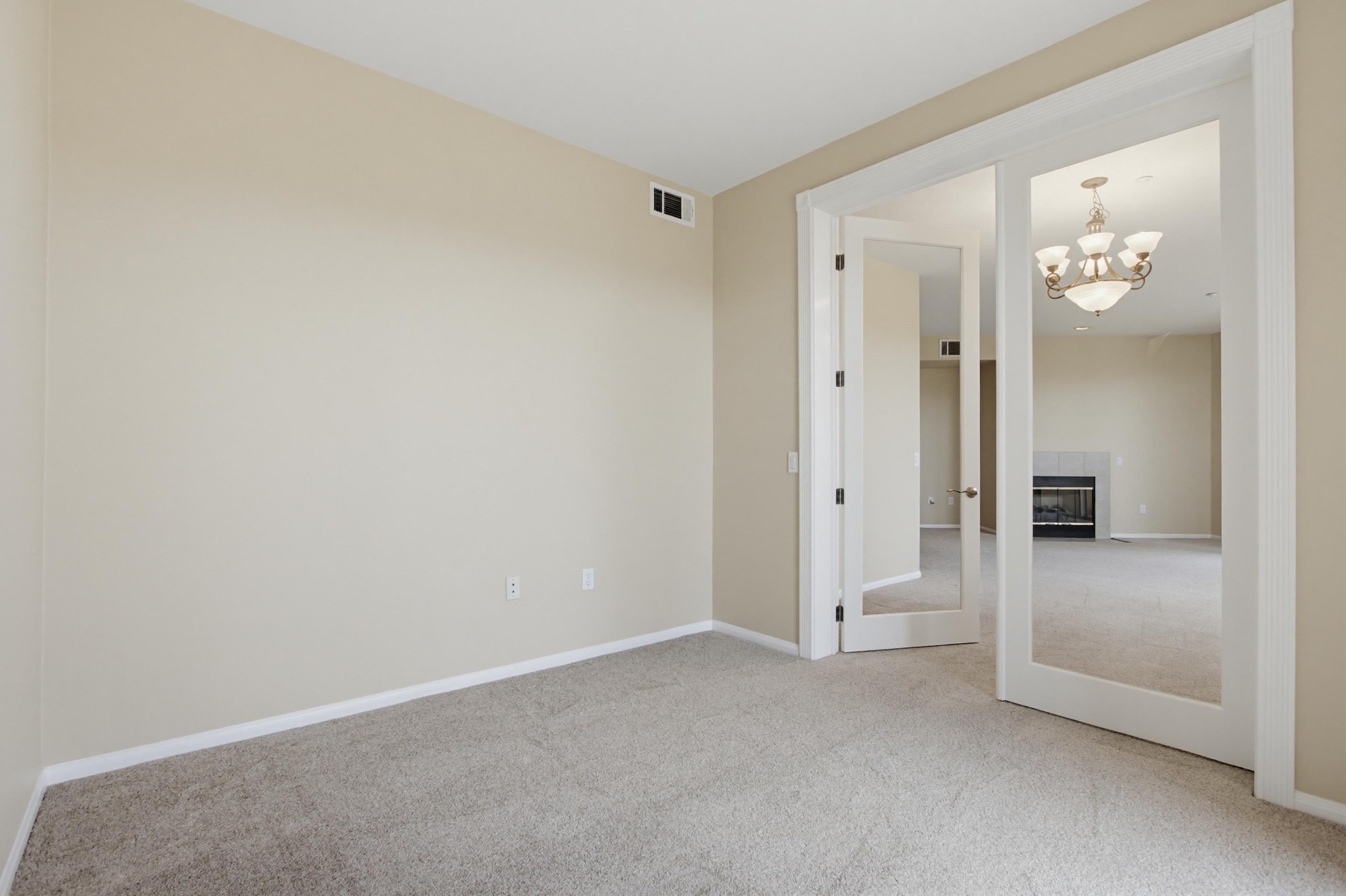 Virtual tour photo 22 of 57 for 823 Kalpati Cir Unit 201
