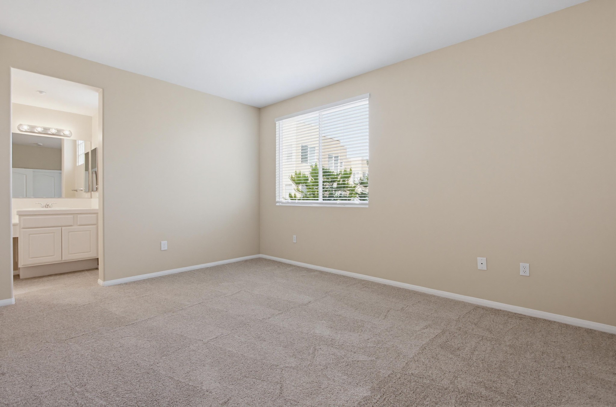 Virtual tour photo 27 of 57 for 823 Kalpati Cir Unit 201