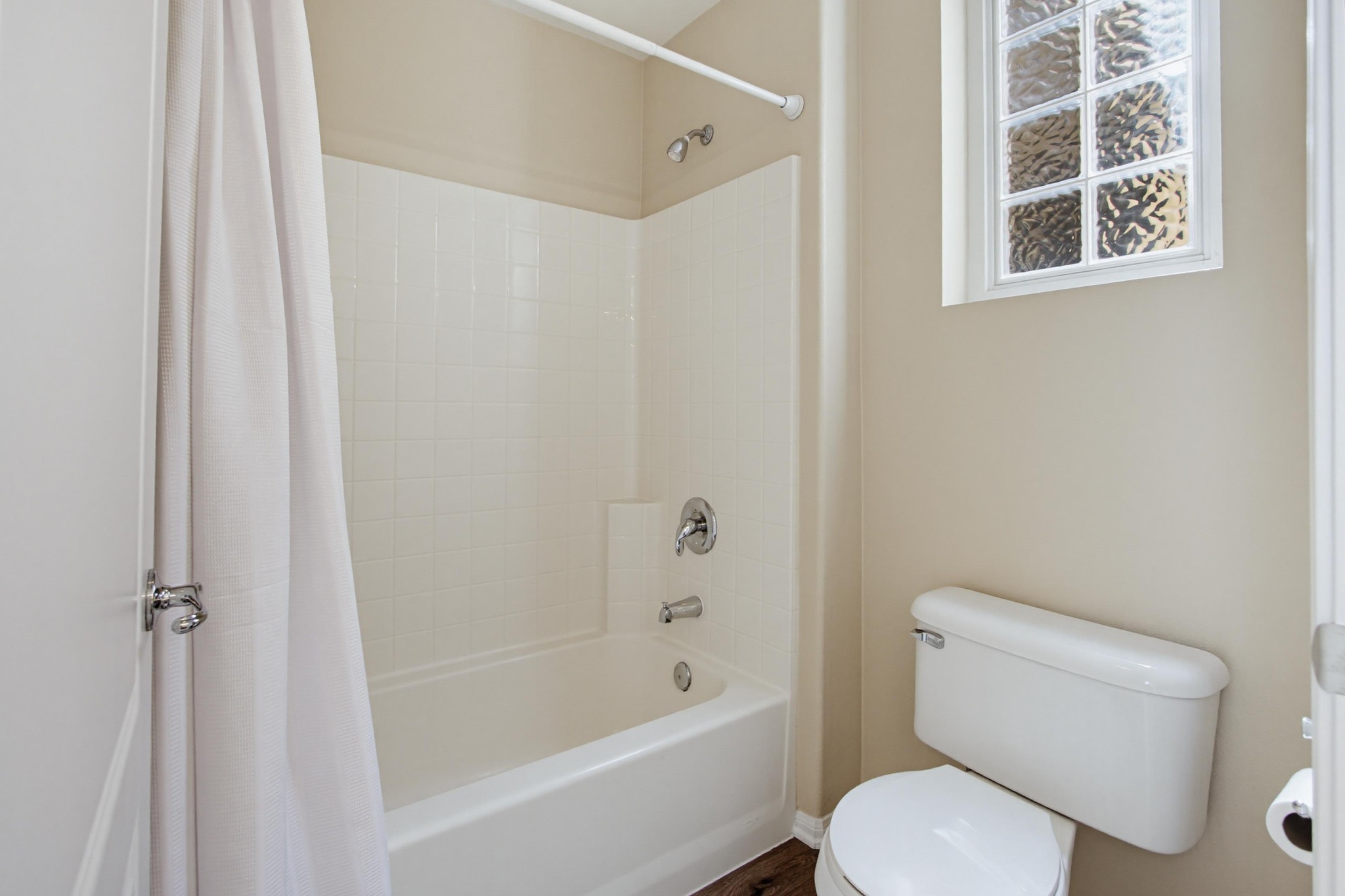 Virtual tour photo 32 of 57 for 823 Kalpati Cir Unit 201
