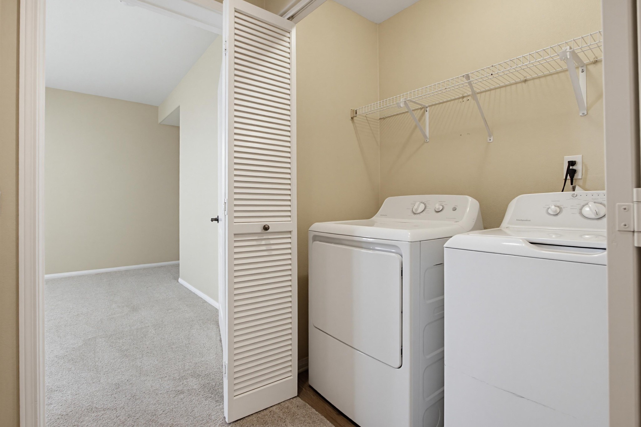 Virtual tour photo 34 of 57 for 823 Kalpati Cir Unit 201