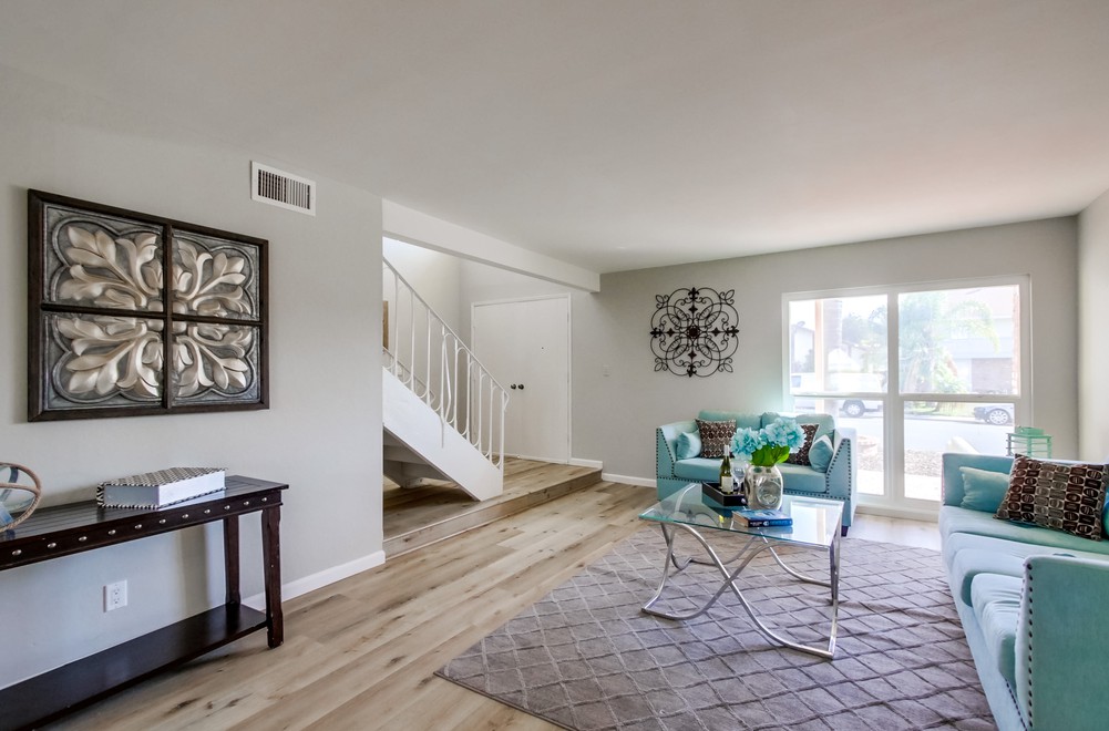 Virtual tour photo 8 of 47 for 8232 Santa Arminta Ave