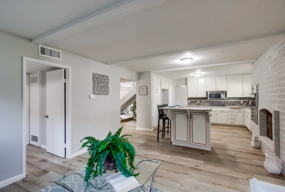 Virtual tour photo 13 of 47 for 8232 Santa Arminta Ave