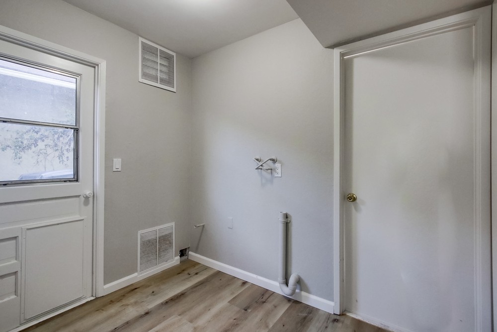 Virtual tour photo 41 of 47 for 8232 Santa Arminta Ave