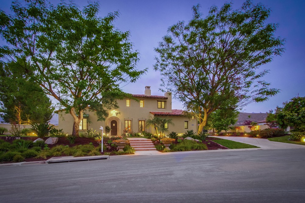 Virtual tour photo 3 of 170 for 8232 The Landing Way