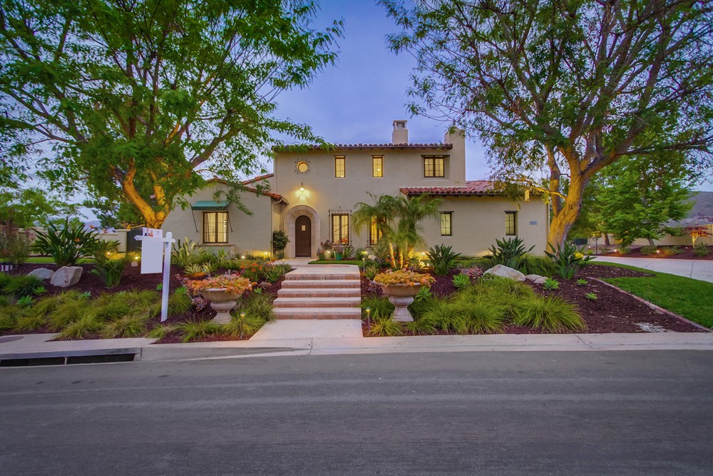 Virtual tour photo 4 of 170 for 8232 The Landing Way
