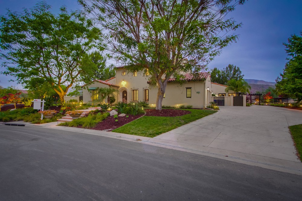 Virtual tour photo 7 of 170 for 8232 The Landing Way
