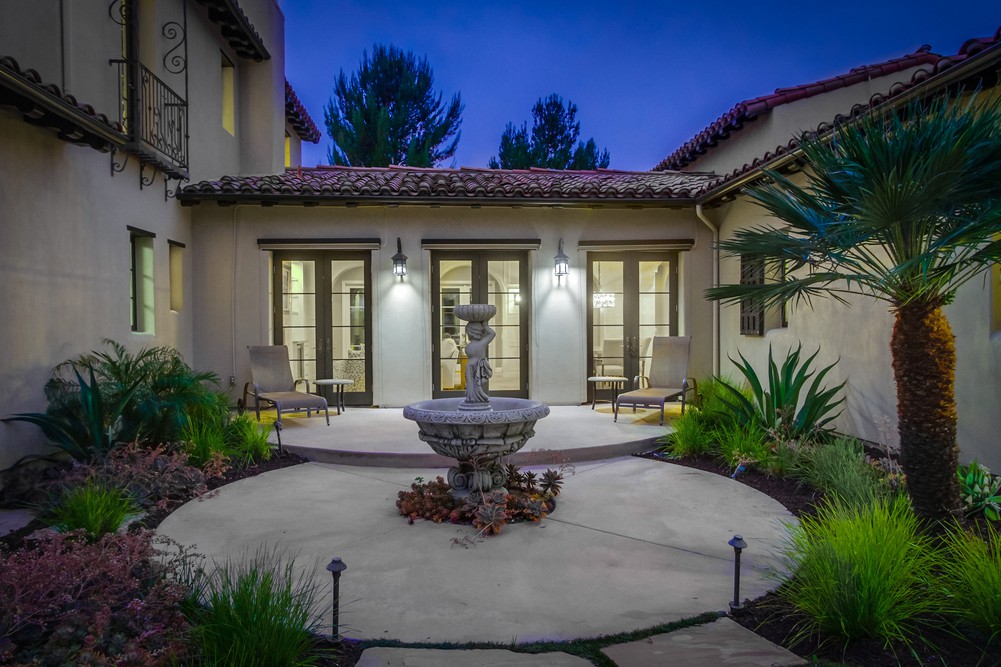 Virtual tour photo 18 of 170 for 8232 The Landing Way