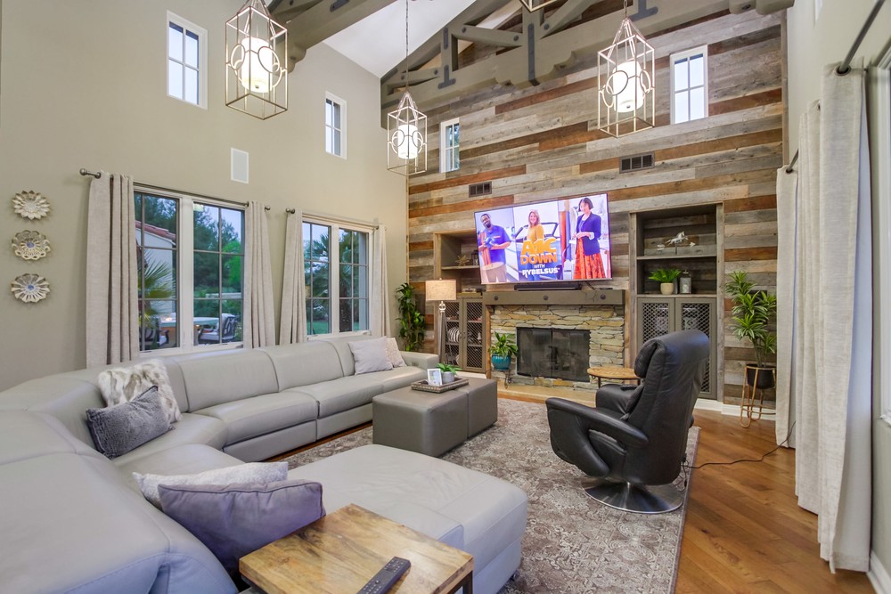 Virtual tour photo 42 of 170 for 8232 The Landing Way