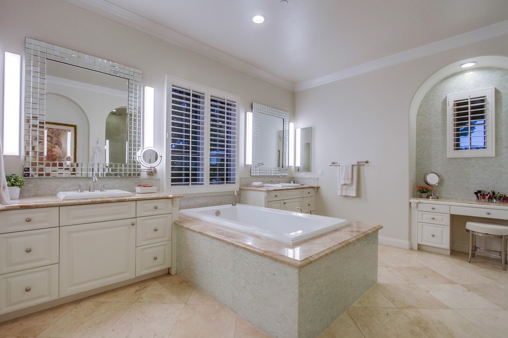 Virtual tour photo 83 of 170 for 8232 The Landing Way
