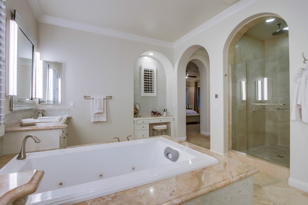 Virtual tour photo 85 of 170 for 8232 The Landing Way