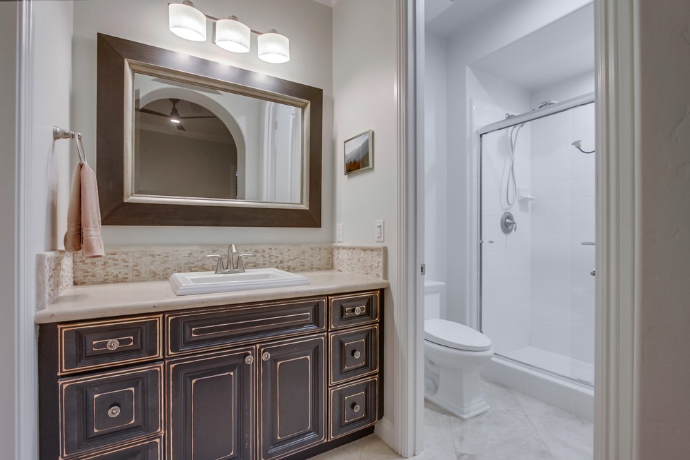 Virtual tour photo 92 of 170 for 8232 The Landing Way