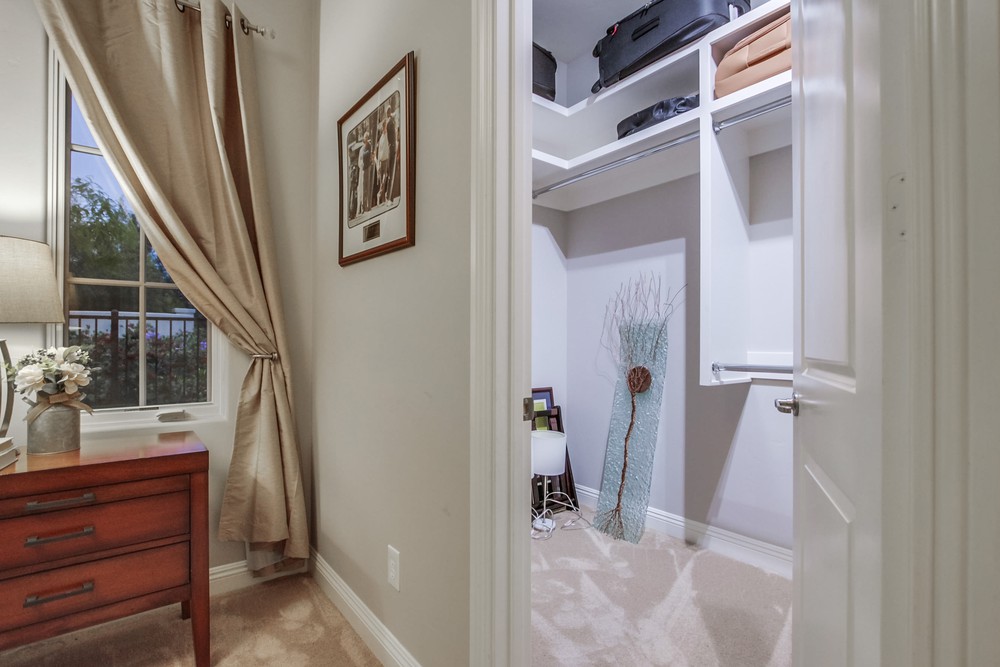Virtual tour photo 99 of 170 for 8232 The Landing Way