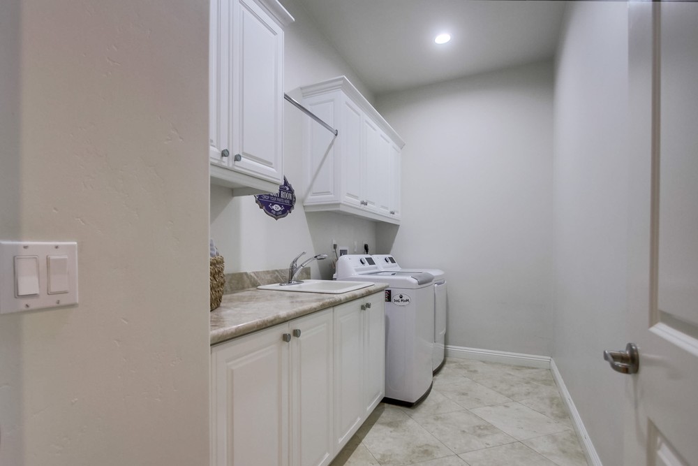 Virtual tour photo 103 of 170 for 8232 The Landing Way