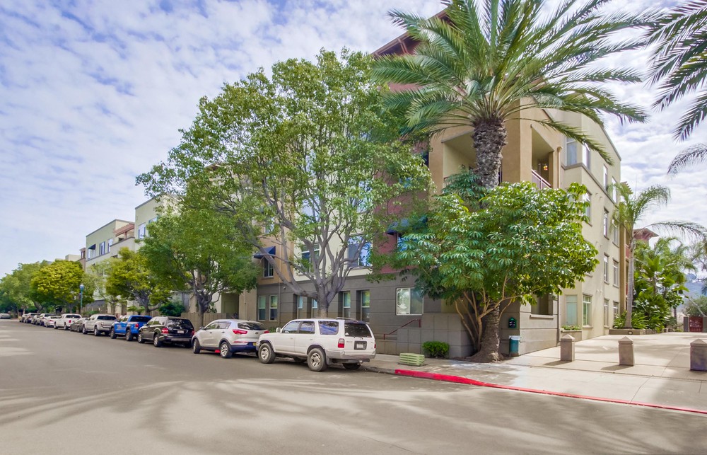 Virtual tour photo 1 of 37 for 8233 Station Village Ln #2415