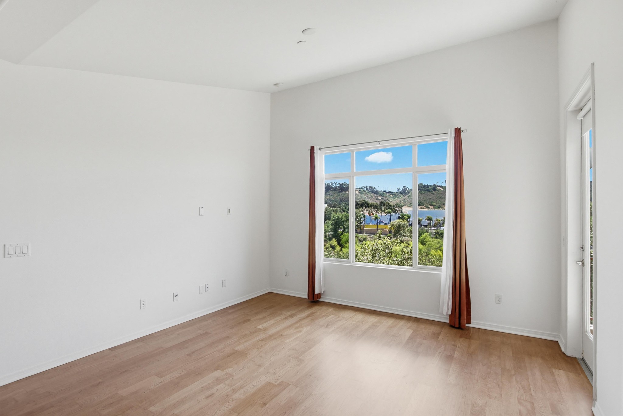 Virtual tour photo 18 of 50 for 8233 Station Village Ln UNIT 2304