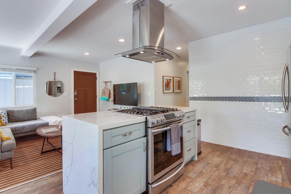 Virtual tour photo 22 of 53 for 824 Anacapa Ct