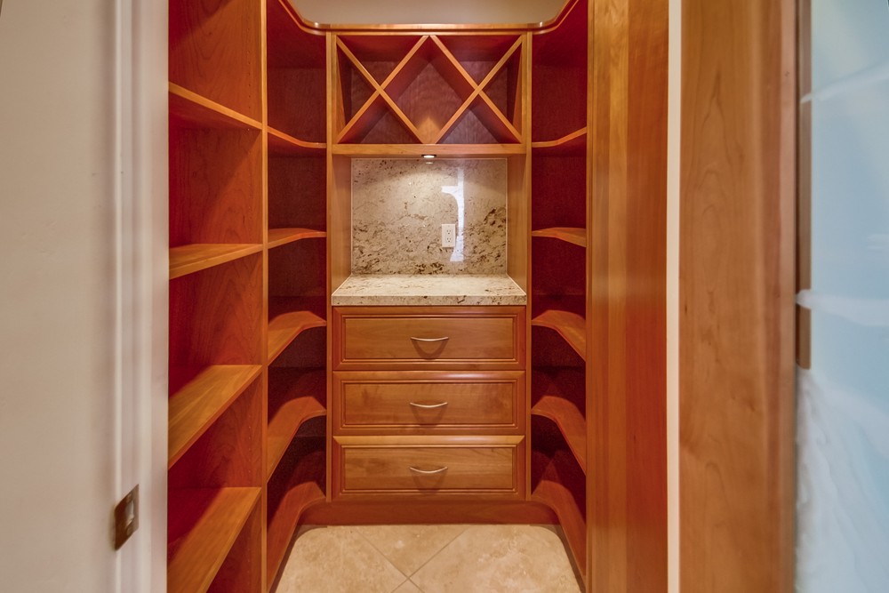 Virtual tour photo 6 of 69 for 824 Cohasset Ct
