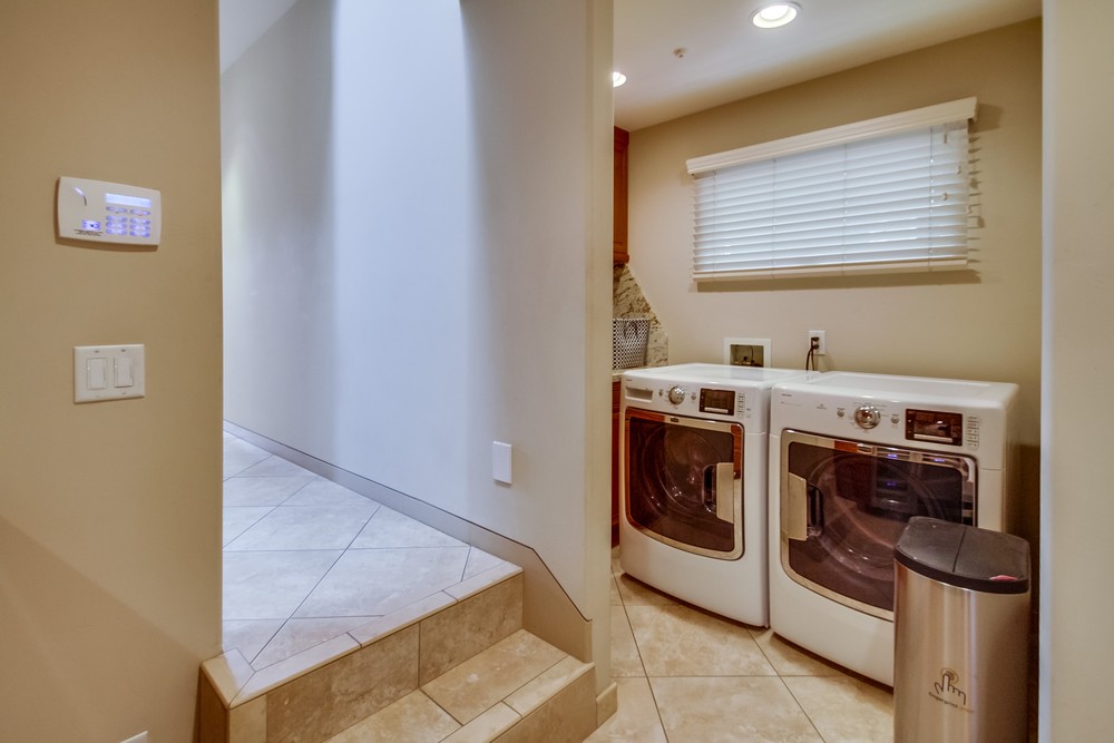 Virtual tour photo 7 of 69 for 824 Cohasset Ct
