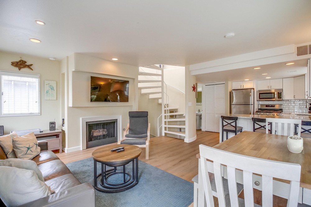 Virtual tour photo 9 of 65 for 824 Ostend Ct