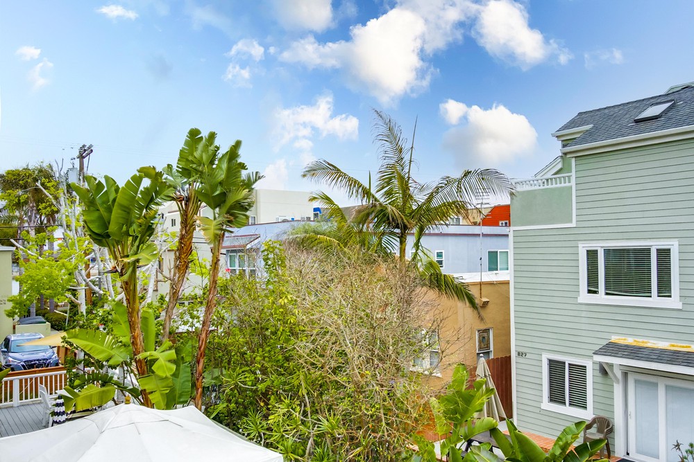 Virtual tour photo 23 of 65 for 824 Ostend Ct