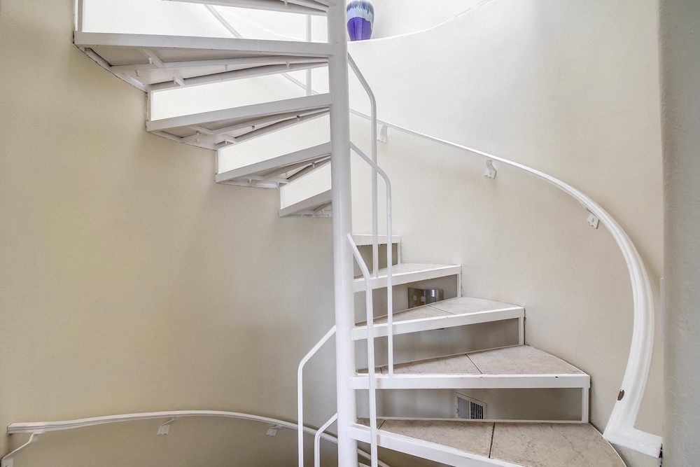 Virtual tour photo 25 of 65 for 824 Ostend Ct